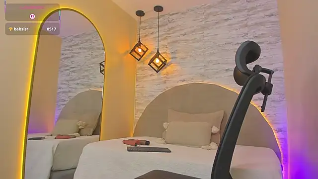 Aron Bolt online show from February 10, 4:00 pm