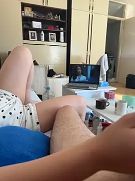Snapshot of jessieandjames29 chatting on July 13, 4:32 pm jessieandjames29 online show from July 13, 4:32 pm