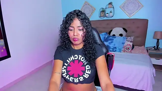 Edelaine rogers online show from March 31, 12:12 am