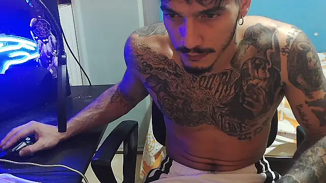 Badboyi1997 online show from September 30, 10:37 pm