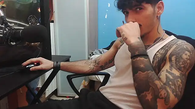 Badboyi1997 online show from February 9, 10:25 pm