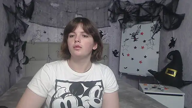 StaceyLex online show from October 21, 5:30 am