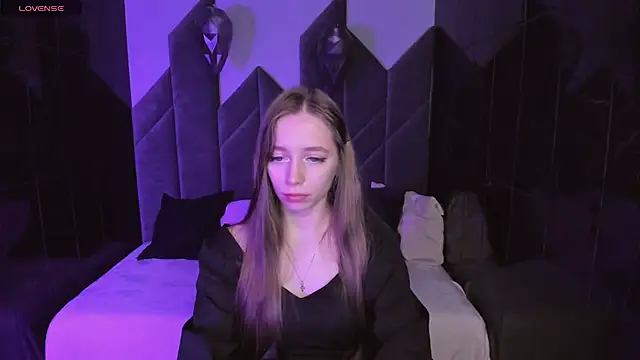 Snapshot of OliviaGentle chatting on December 20, 10:11 pm OliviaGentle online show from December 20, 10:11 pm