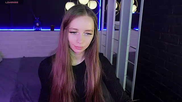 Snapshot of OliviaGentle chatting on January 11, 4:16 am OliviaGentle online show from January 11, 4:16 am