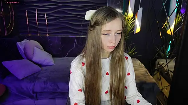 Snapshot of OliviaGentle chatting on January 16, 3:23 am OliviaGentle online show from January 16, 3:23 am