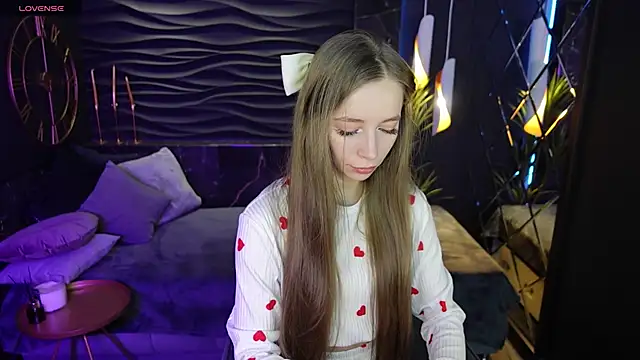 Snapshot of OliviaGentle chatting on January 19, 4:01 am OliviaGentle online show from January 19, 4:01 am