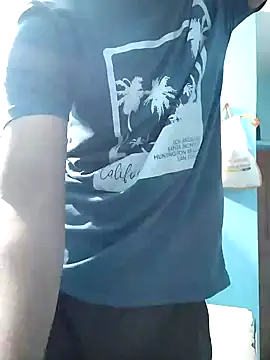 Snapshot of black_cobra70 chatting on December 16, 6:53 am black cobra70 online show from December 16, 6:53 am