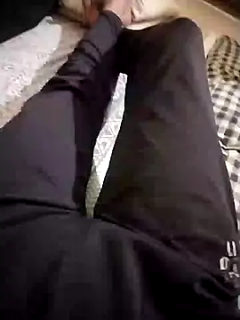 Snapshot of black_cobra70 chatting on December 25, 4:00 pm black cobra70 online show from December 25, 4:00 pm