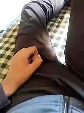 Snapshot of black_cobra70 chatting on December 26, 6:30 am black cobra70 online show from December 26, 6:30 am