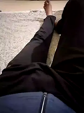 Snapshot of black_cobra70 chatting on December 28, 3:04 pm black cobra70 online show from December 28, 3:04 pm