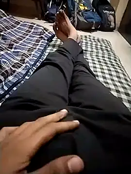 Snapshot of black_cobra70 chatting on December 29, 7:53 pm black cobra70 online show from December 29, 7:53 pm