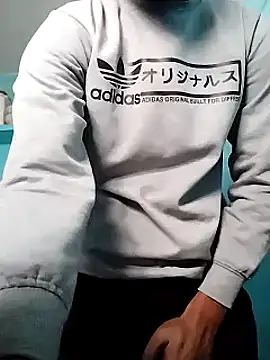 Snapshot of black_cobra70 chatting on January 11, 7:39 am black cobra70 online show from January 11, 7:39 am