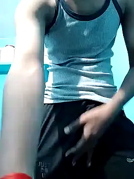 Snapshot of black_cobra70 chatting on February 20, 9:55 am black cobra70 online show from February 20, 9:55 am