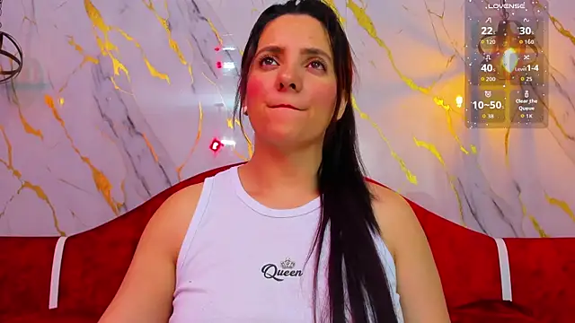 Snapshot of gaby_flow chatting on March 5, 2:18 am gaby flow online show from March 5, 2:18 am