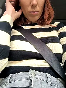 Snapshot of beaverwoman chatting on January 21, 12:18 pm beaverwoman online show from January 21, 12:18 pm