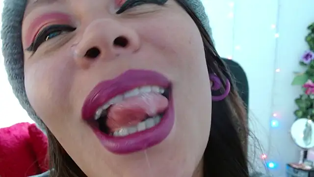 miss evoleth2 online show from April 15, 4:03 pm