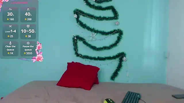 Snapshot of Katia_15 chatting on December 6, 7:23 pm Katia 15 online show from December 6, 7:23 pm