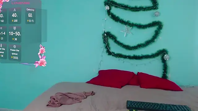 Snapshot of Katia_15 chatting on December 7, 9:00 pm Katia 15 online show from December 7, 9:00 pm