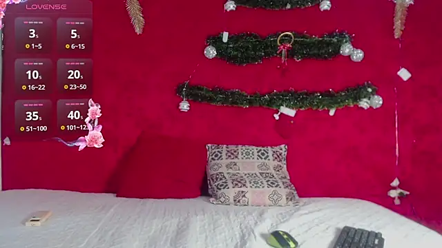 Snapshot of Katia_15 chatting on December 27, 7:24 pm Katia 15 online show from December 27, 7:24 pm