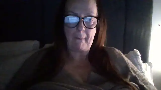 Snapshot of Tillieuk chatting on March 30, 10:22 pm Tillieuk online show from March 30, 10:22 pm