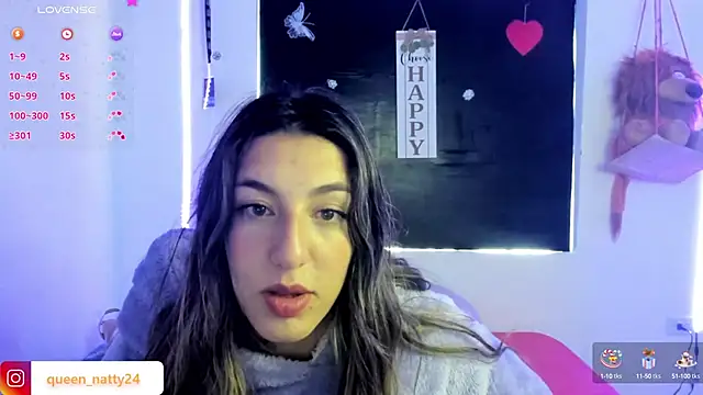 Snapshot of queen-natty chatting on January 17, 1:24 pm queen-natty online show from January 17, 1:24 pm