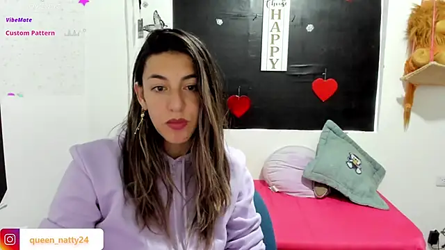 Snapshot of queen-natty chatting on January 23, 6:45 pm queen-natty online show from January 23, 6:45 pm