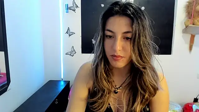 Snapshot of queen-natty chatting on February 6, 7:45 am queen-natty online show from February 6, 7:45 am