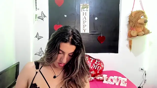 Snapshot of queen-natty chatting on March 7, 4:33 pm queen-natty online show from March 7, 4:33 pm