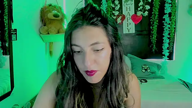 Snapshot of queen-natty chatting on March 25, 2:23 pm queen-natty online show from March 25, 2:23 pm