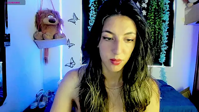 Snapshot of queen-natty chatting on May 26, 1:51 pm queen-natty online show from May 26, 1:51 pm