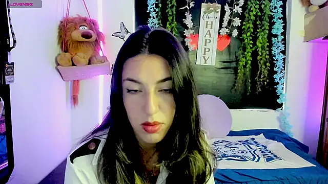 Snapshot of queen-natty chatting on May 29, 1:53 pm queen-natty online show from May 29, 1:53 pm