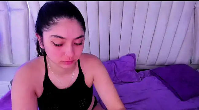 Lucy Anall  online show from December 10, 12:50 am