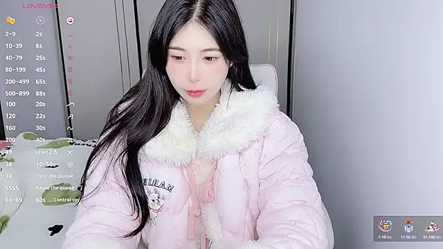 Snapshot of White-Star chatting on January 8, 12:17 am White-Star online show from January 8, 12:17 am
