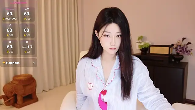 Lucky-baby online show from May 11, 1:39 pm