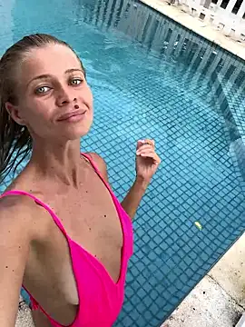 -OliWow- online show from March 18, 8:50 am