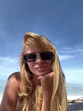 -OliWow- online show from May 23, 2:06 am