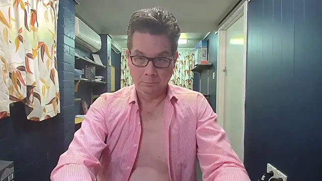 tilobinder online show from November 8, 3:12 pm