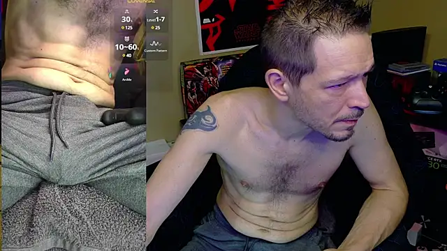 Snapshot of MasterForgedRayy chatting on December 11, 12:54 am MasterForgedRayy online show from December 11, 12:54 am