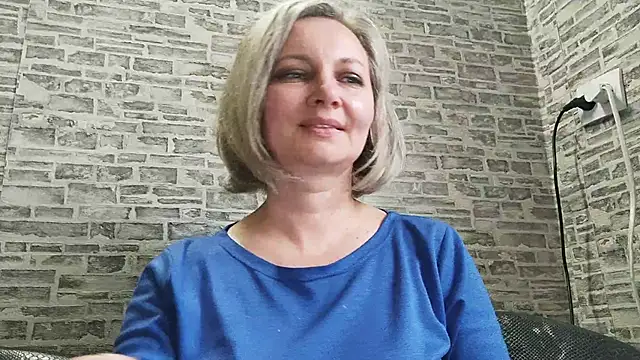 EdithManning online show from March 11, 12:17 pm