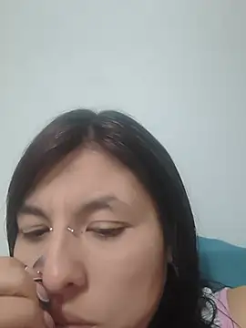 Snapshot of maria_lasexy chatting on June 18, 1:28 am maria lasexy online show from June 18, 1:28 am