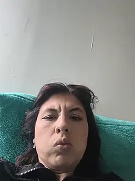 Snapshot of maria_lasexy chatting on August 6, 1:24 pm maria lasexy online show from August 6, 1:24 pm