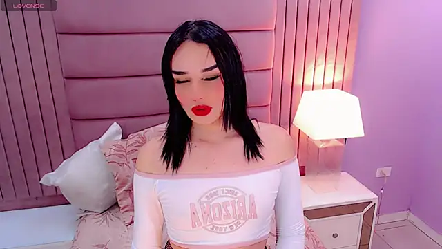 Snapshot of SexyValeriaa chatting on December 27, 12:45 pm SexyValeriaa online show from December 27, 12:45 pm