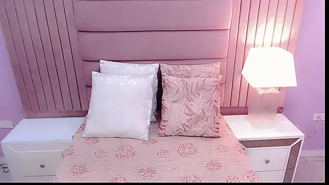 Snapshot of SexyValeriaa chatting on January 9, 12:41 pm SexyValeriaa online show from January 9, 12:41 pm