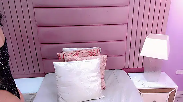 Snapshot of SexyValeriaa chatting on January 19, 3:42 pm SexyValeriaa online show from January 19, 3:42 pm