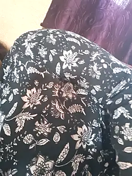 Hot-Anuska online show from February 26, 9:52 am