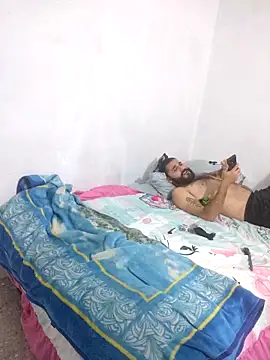 iDogrose21 online show from November 22, 2:43 am