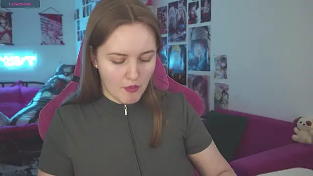 KellyPoter online show from March 21, 9:14 am