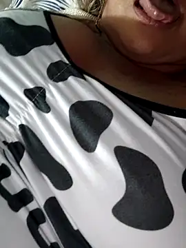 Kasandra Ho online show from February 15, 6:23 pm