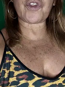 Kasandra Ho online show from November 10, 3:16 am