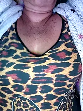 Kasandra Ho online show from December 1, 8:41 am